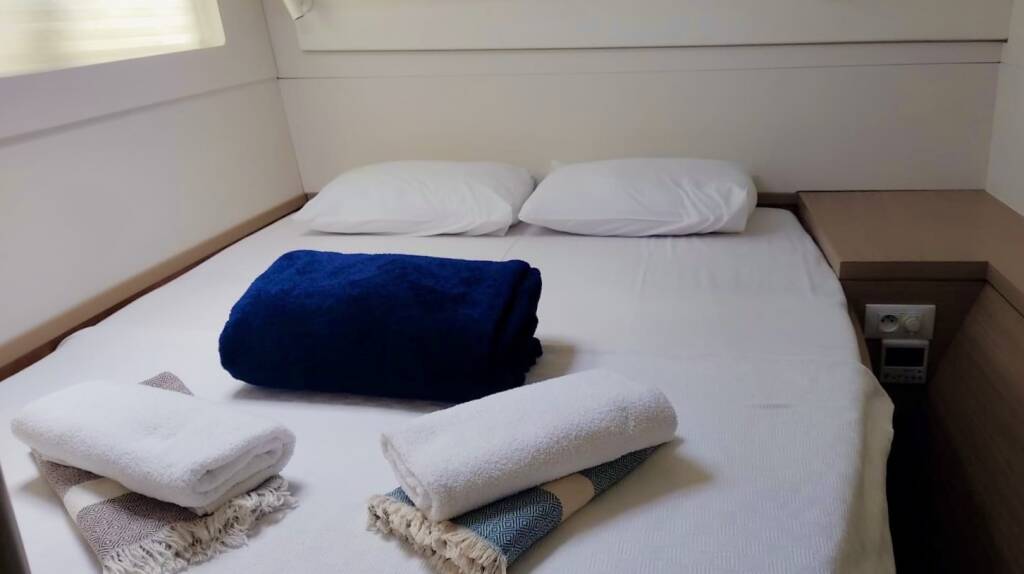 Katamaran Lagoon 40 Sail Sagitta