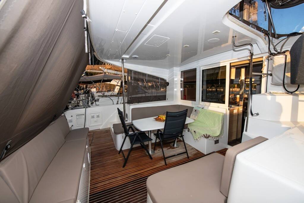 Catamaran Lagoon 40 Elia