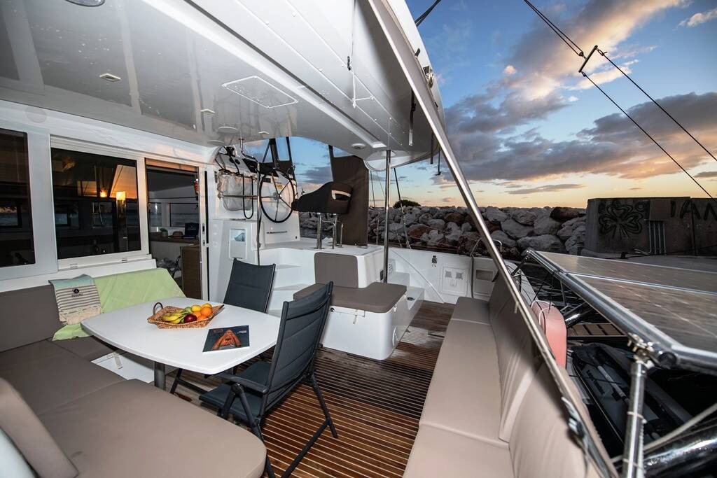 Catamaran Lagoon 40 Elia