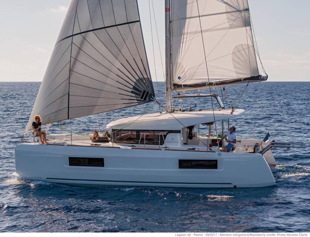 Katamaran Lagoon 40 L'Avventura