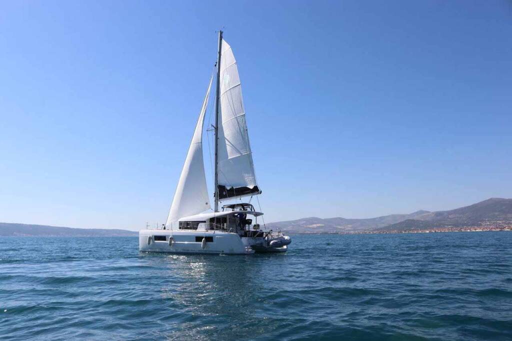 Katamaran Lagoon 40 Blue