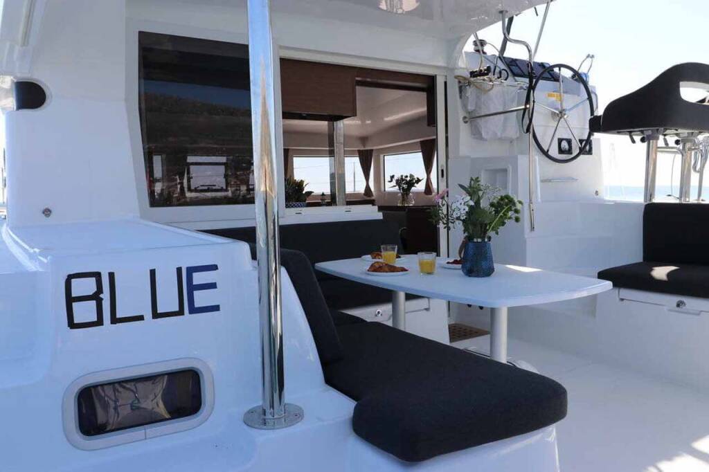 Katamaran Lagoon 40 Blue