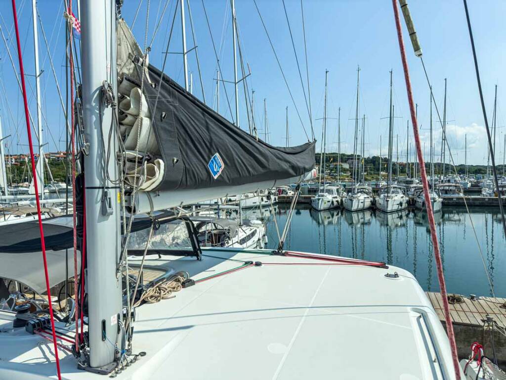Catamaran Lagoon 40 Blue
