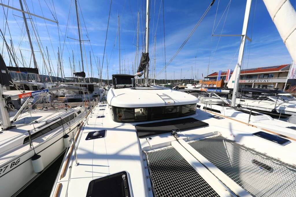 Catamaran Lagoon 40 Liquid Spirit