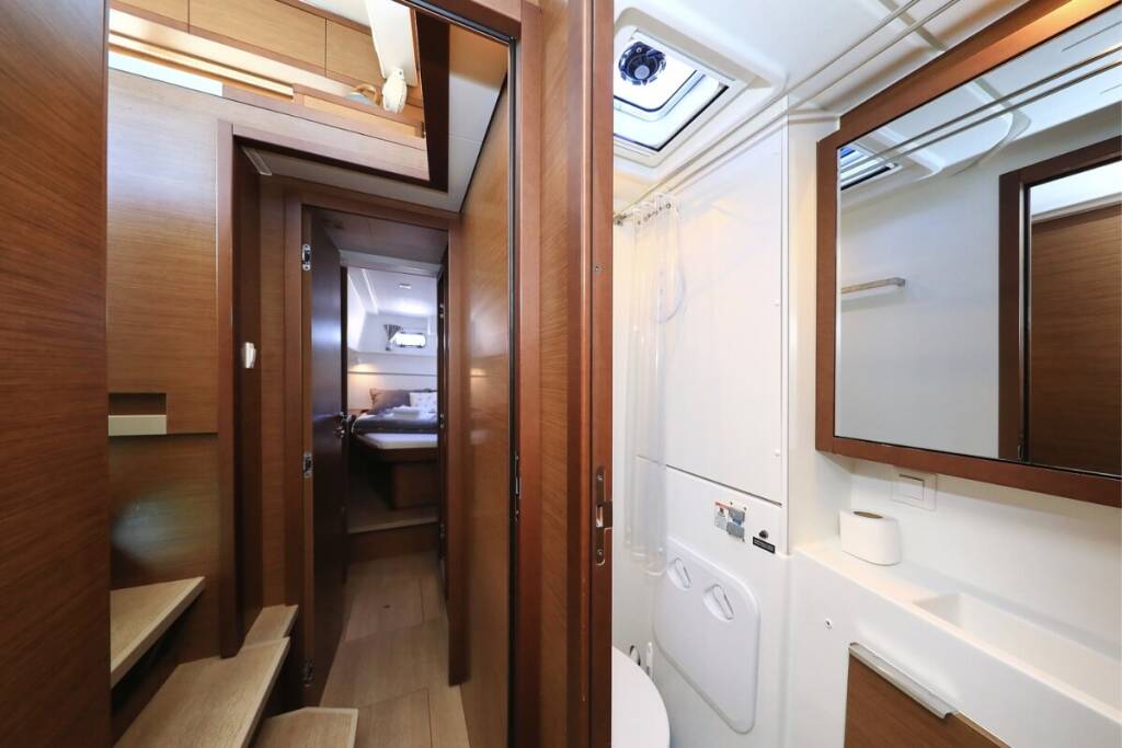 Catamaran Lagoon 40 Liquid Spirit
