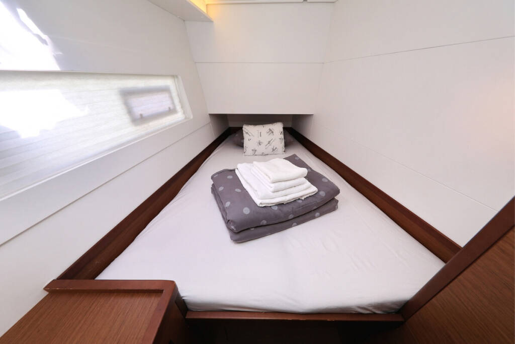 Catamaran Lagoon 40 Liquid Spirit