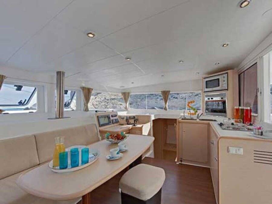 Catamaran Lagoon 40 Blue Horizon