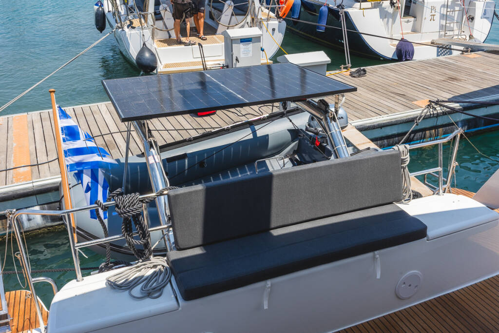 Catamaran Lagoon 40 Deva