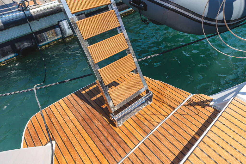 Catamaran Lagoon 40 Deva