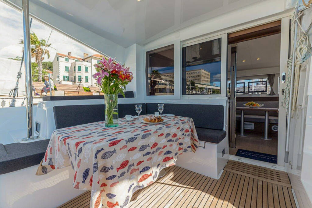 Katamaran Lagoon 40 Sailor Moon