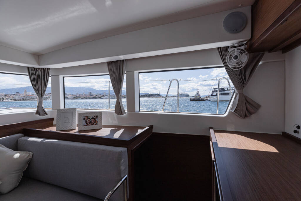 Katamaran Lagoon 40 Sailor Moon