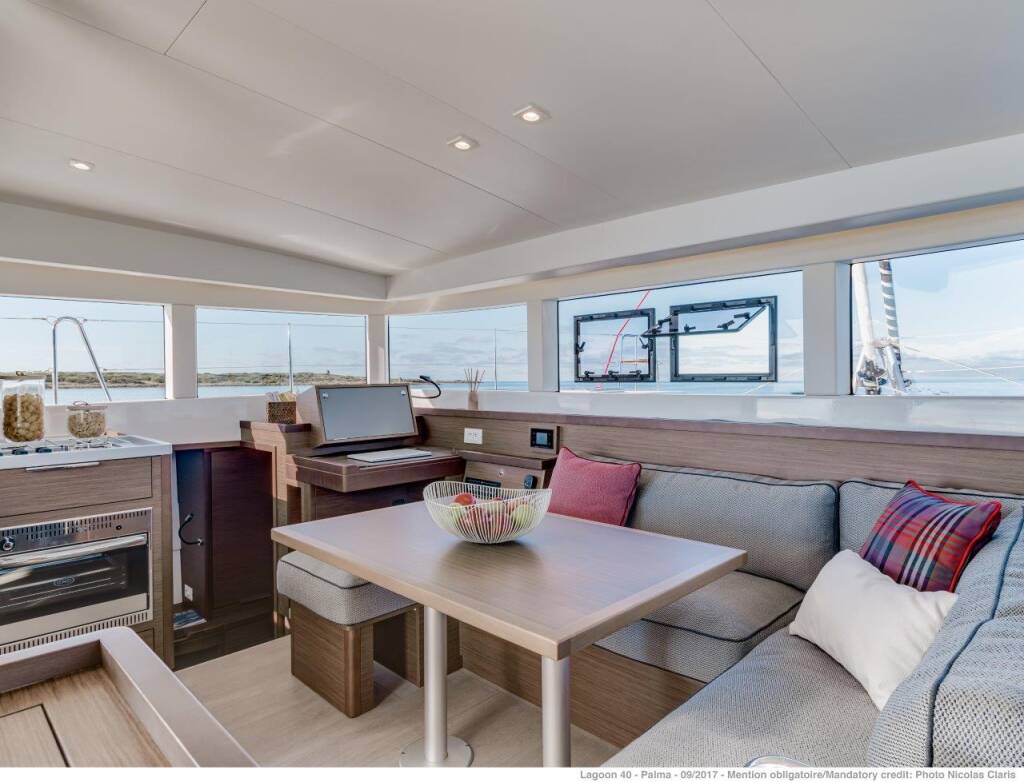 Catamaran Lagoon 40 Miber Aries