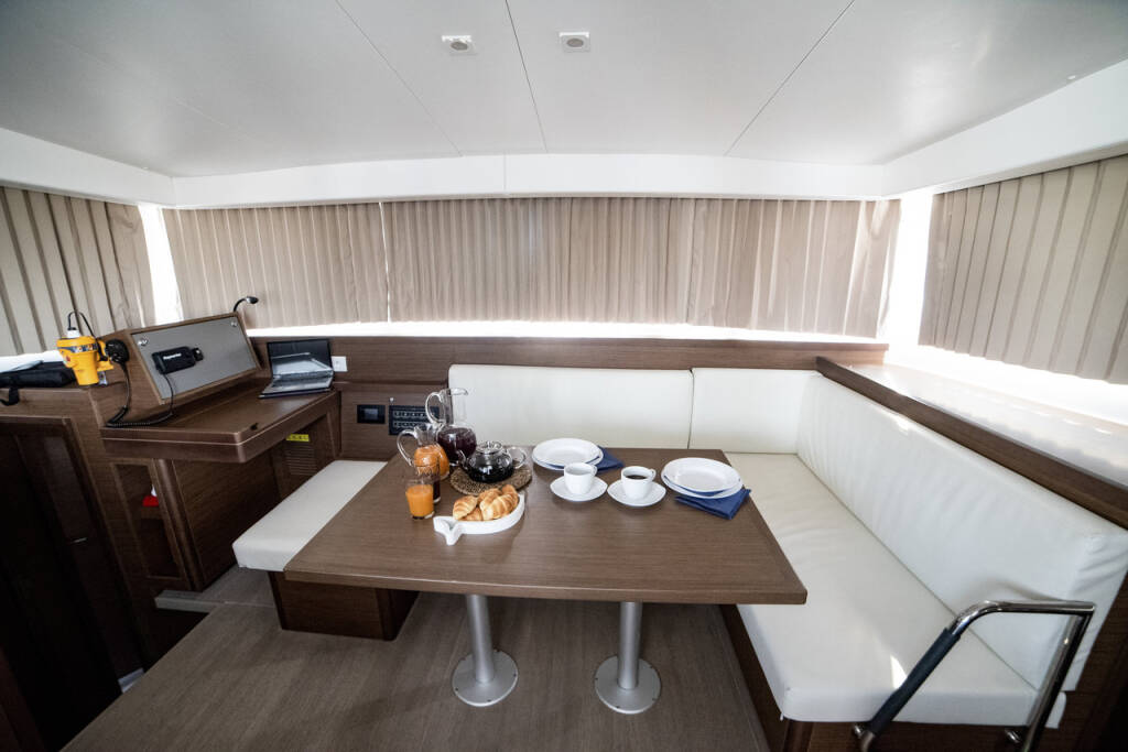 Catamaran Lagoon 40 il Vento