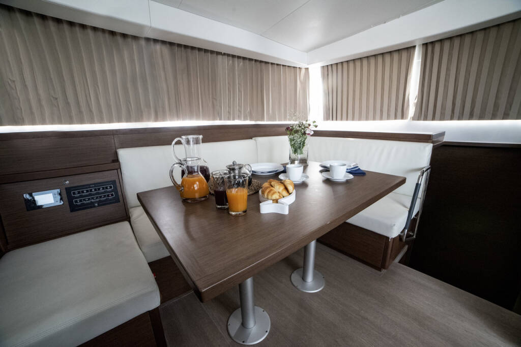 Catamaran Lagoon 40 il Vento
