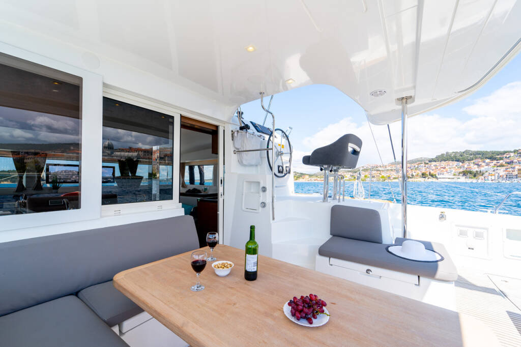 Catamaran Lagoon 40 