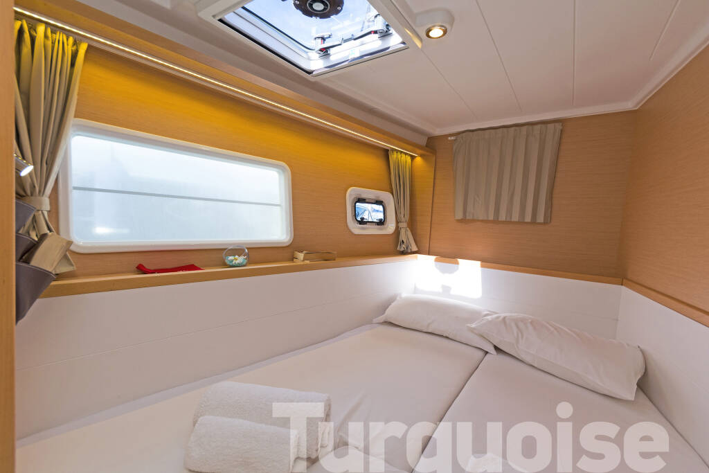 Catamaran Lagoon 400 S2 Turquoise