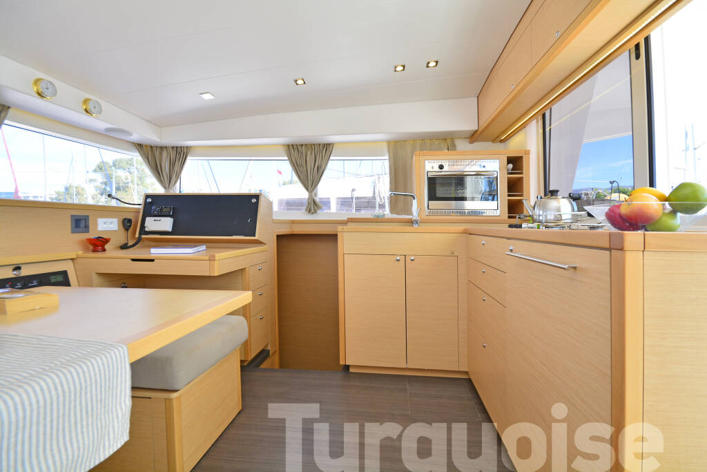 Catamaran Lagoon 400 S2 Turquoise
