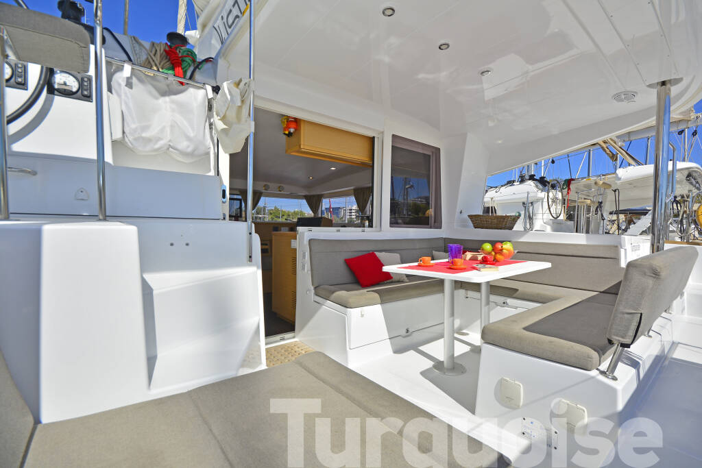 Catamaran Lagoon 400 S2 Turquoise