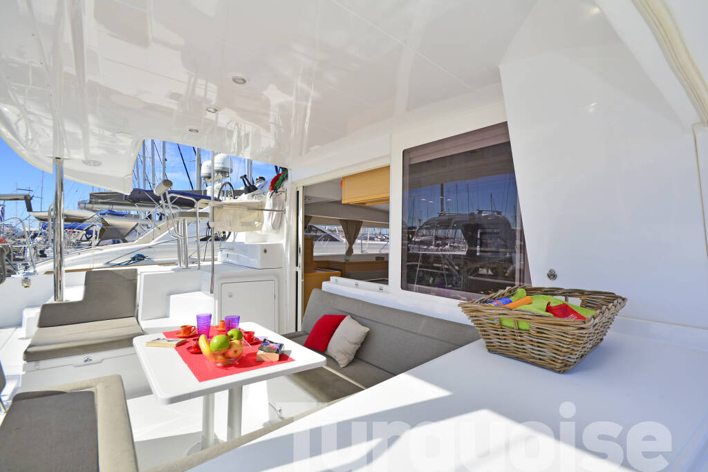 Catamaran Lagoon 400 S2 Turquoise