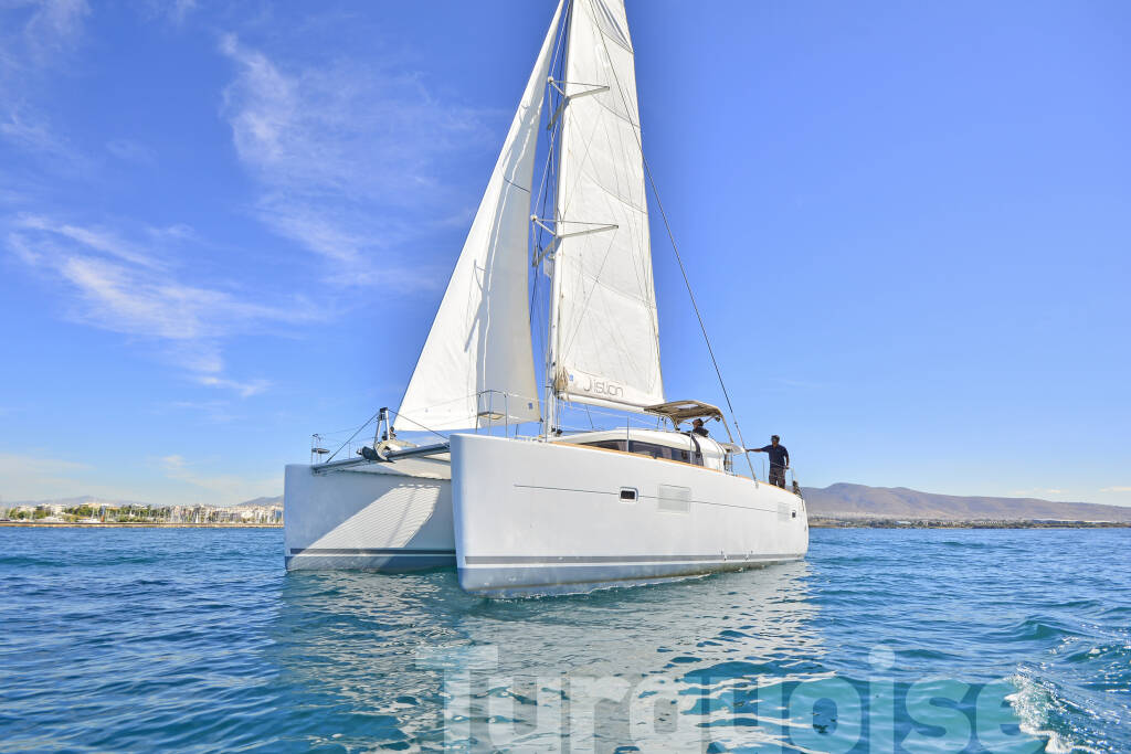 Catamaran Lagoon 400 S2 Turquoise