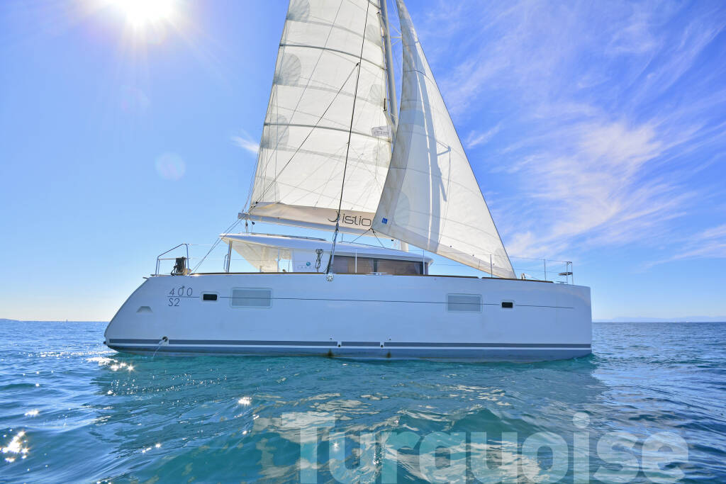 Catamaran Lagoon 400 S2 Turquoise