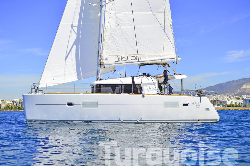 Catamaran Lagoon 400 S2 Turquoise