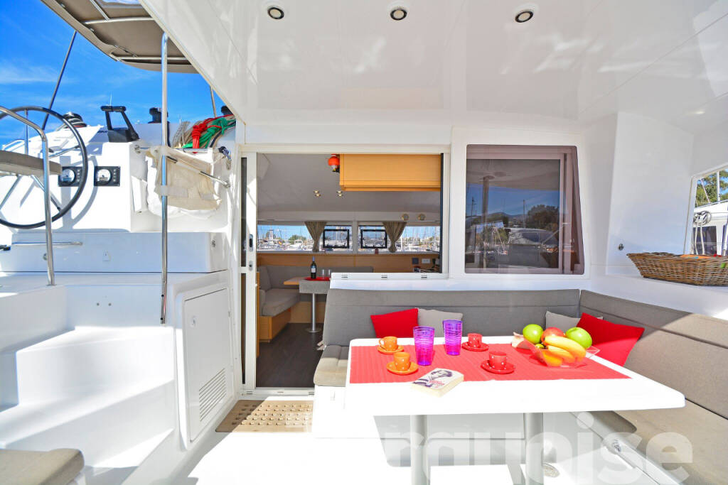 Catamaran Lagoon 400 S2 Turquoise