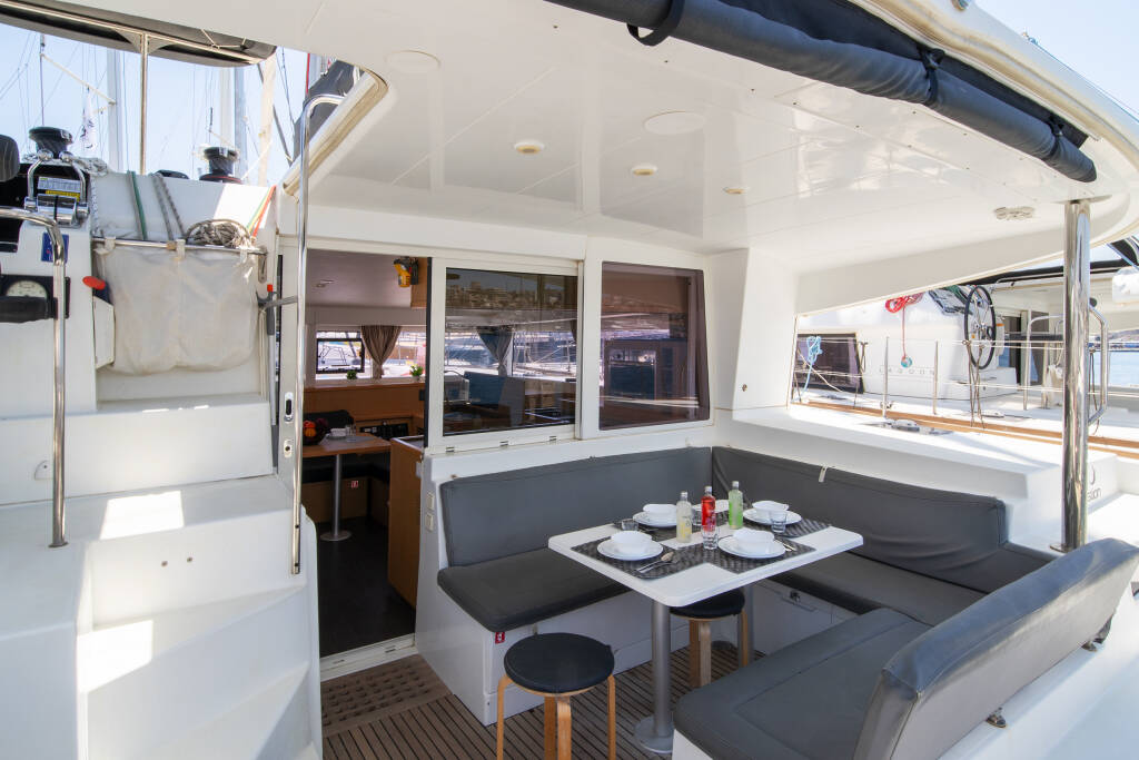 Katamaran Lagoon 400 S2 Callisto