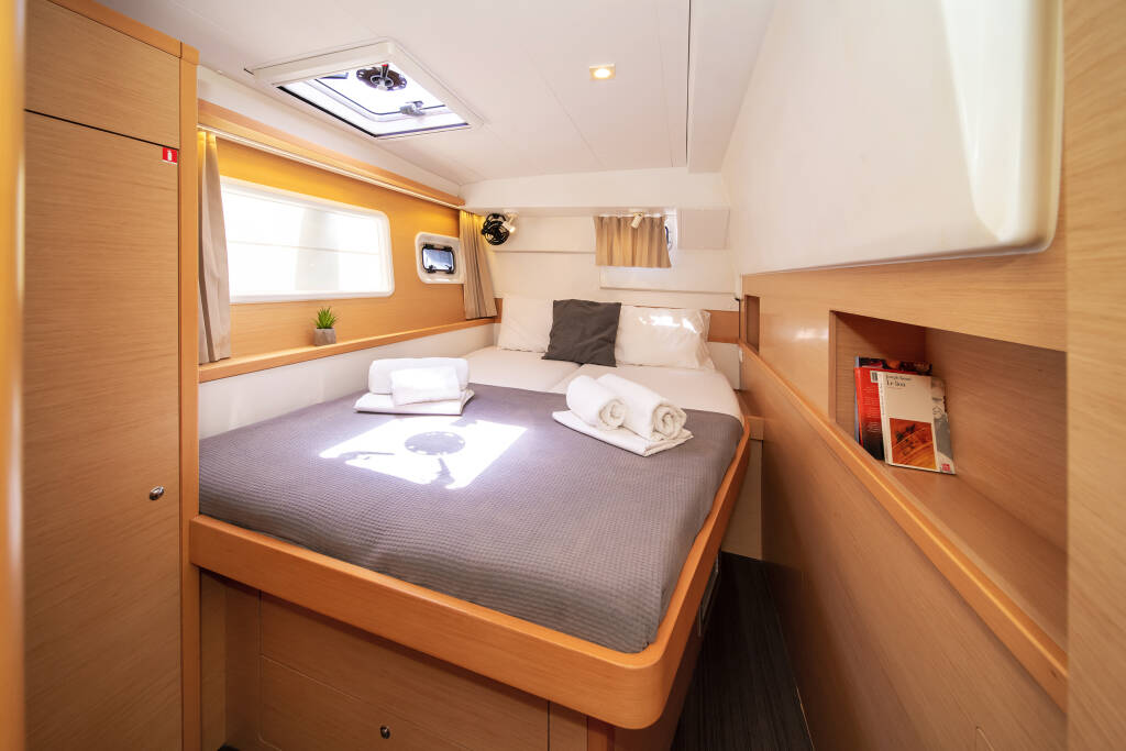 Katamaran Lagoon 400 S2 Callisto