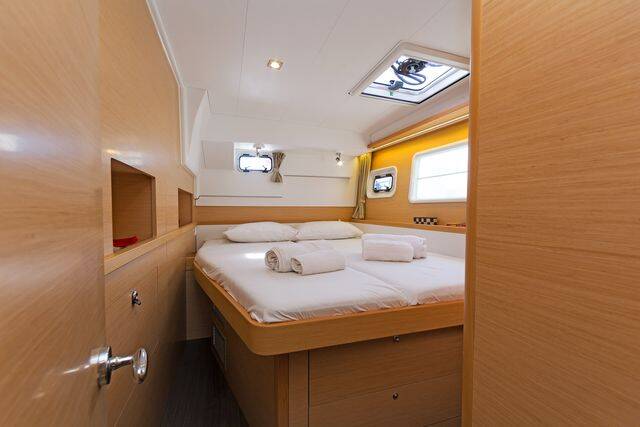 Katamaran Lagoon 400 S2 Callisto