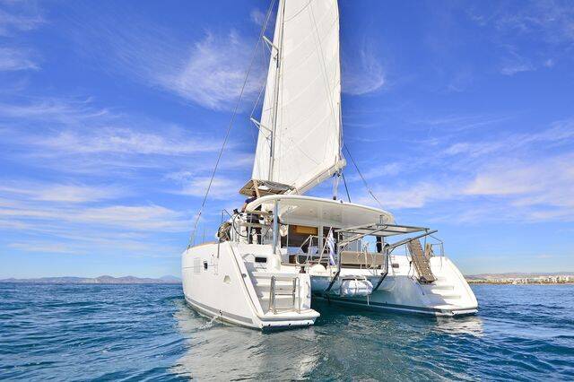 Katamaran Lagoon 400 S2 Callisto
