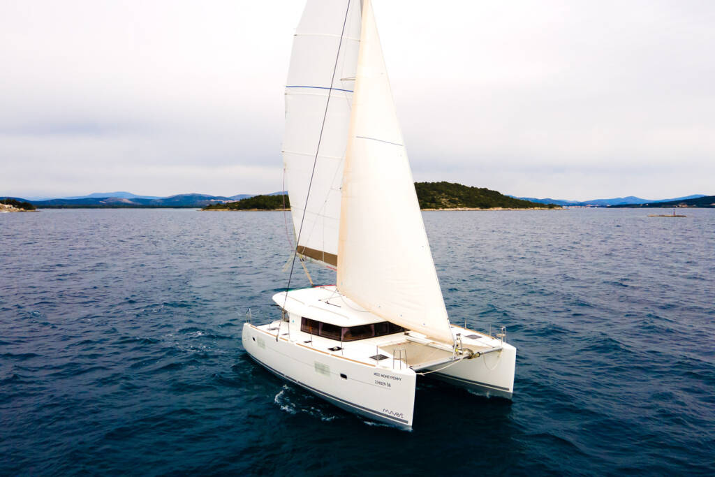 Katamaran Lagoon 400 S2 