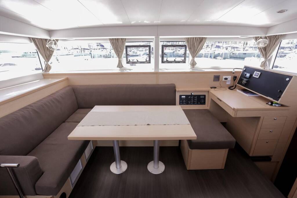 Katamaran Lagoon 400 S2 Mare Quiero