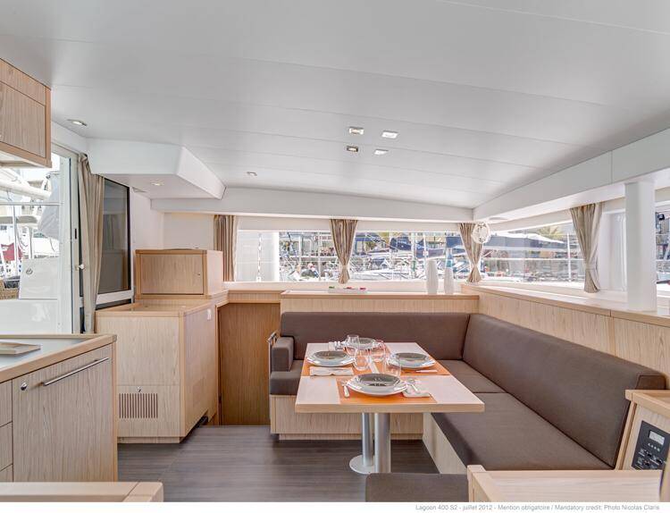 Katamaran Lagoon 400 S2 Mare Quiero