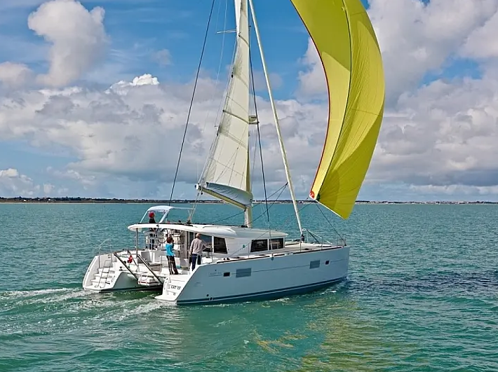 Katamaran Lagoon 400 S2 Ipanema