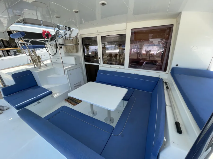 Catamaran Lagoon 400 S2 Ipanema