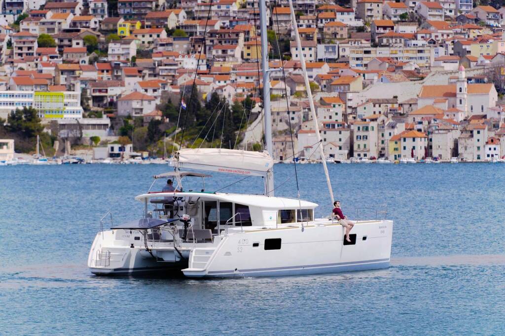 Catamaran Lagoon 400 S2 Secret of Life