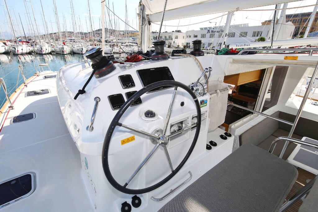 Katamaran Lagoon 400 S2 Elea