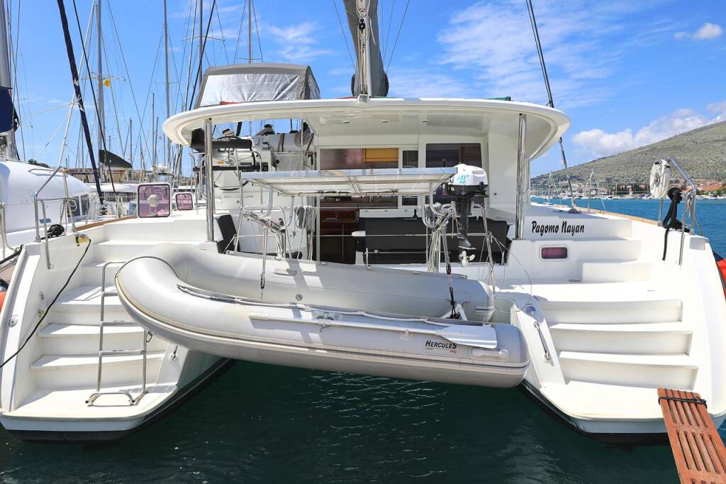 Catamaran Lagoon 400 Pagomo nayan