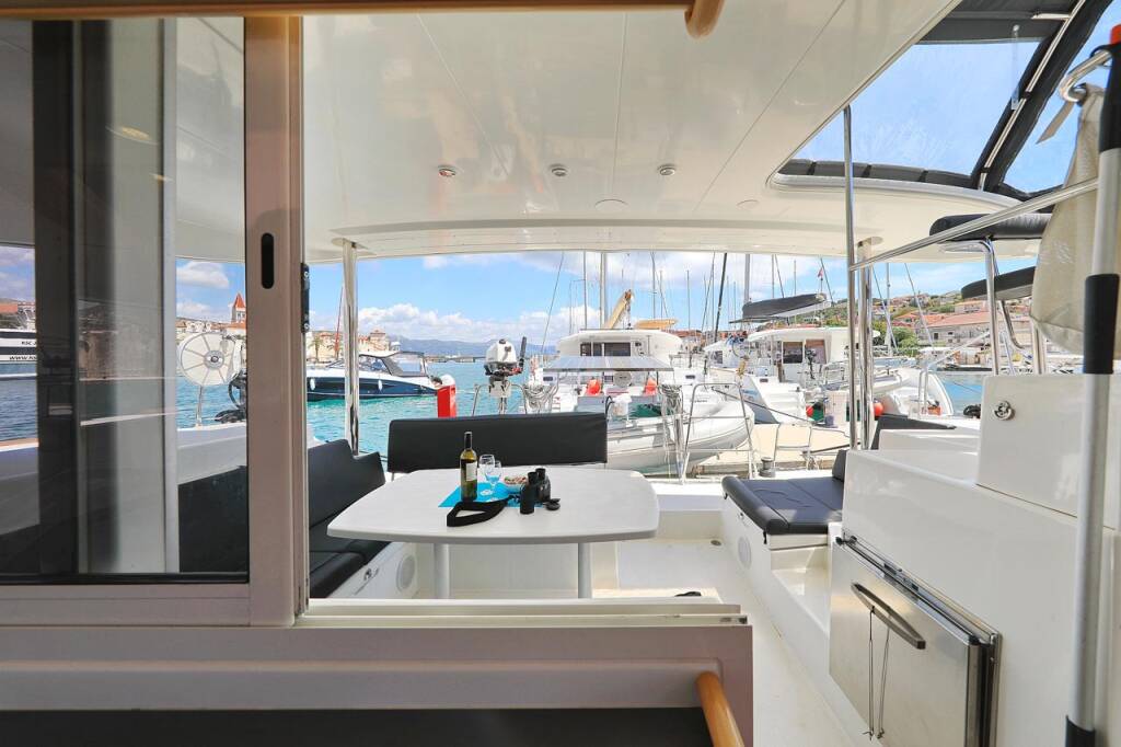 Catamaran Lagoon 400 Pagomo nayan