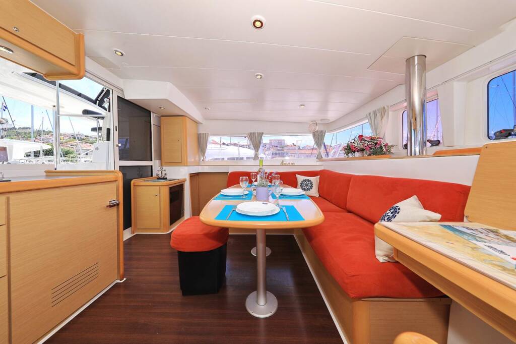 Catamaran Lagoon 400 Pagomo nayan