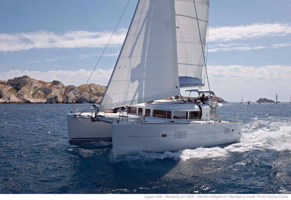 Katamaran Lagoon 400 ECONOMY