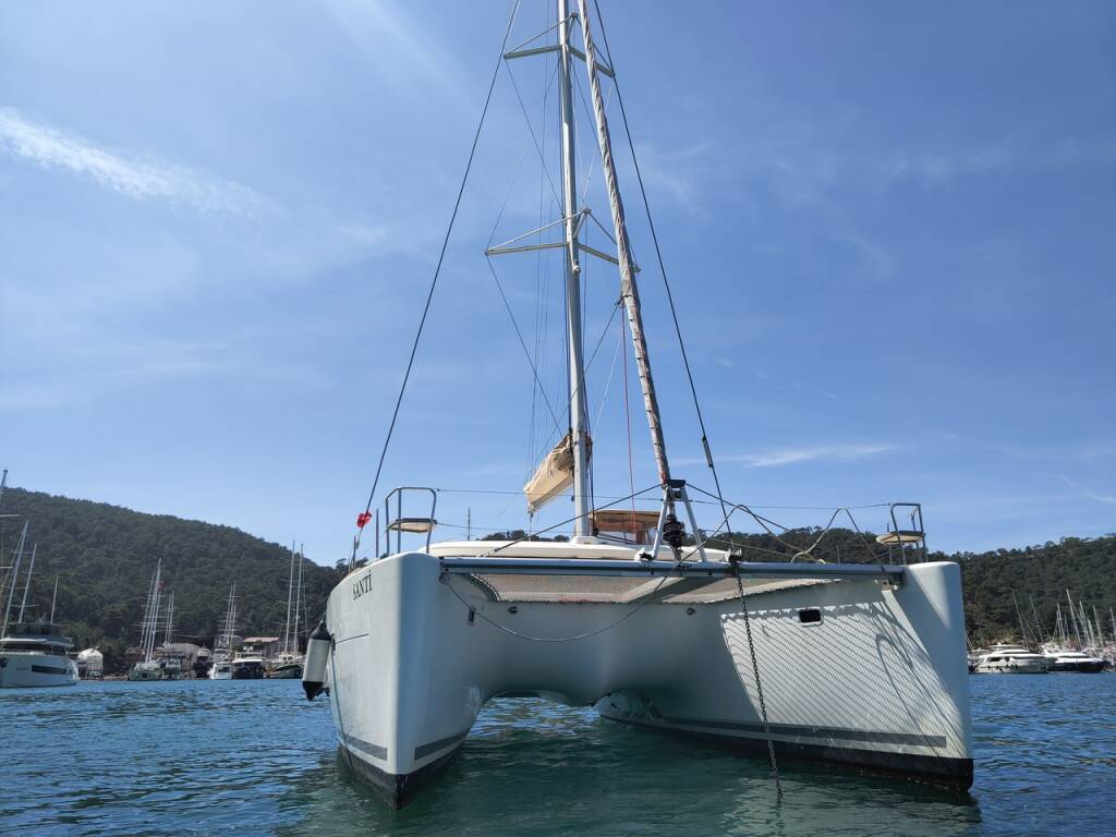 Katamaran Lagoon 400 Santi