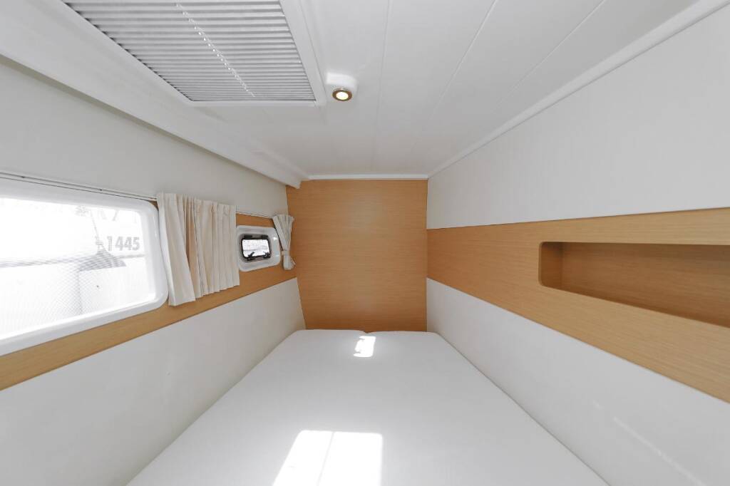 Catamaran Lagoon 400 Caribbean