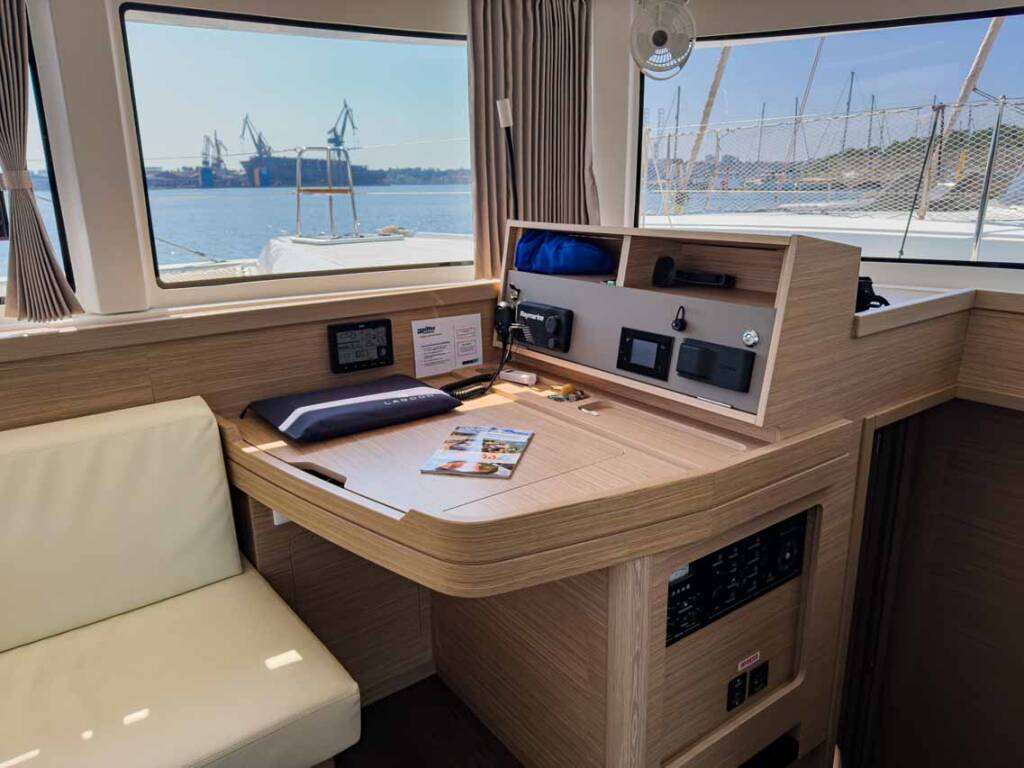 Catamaran Lagoon 42 Millenium Zoe