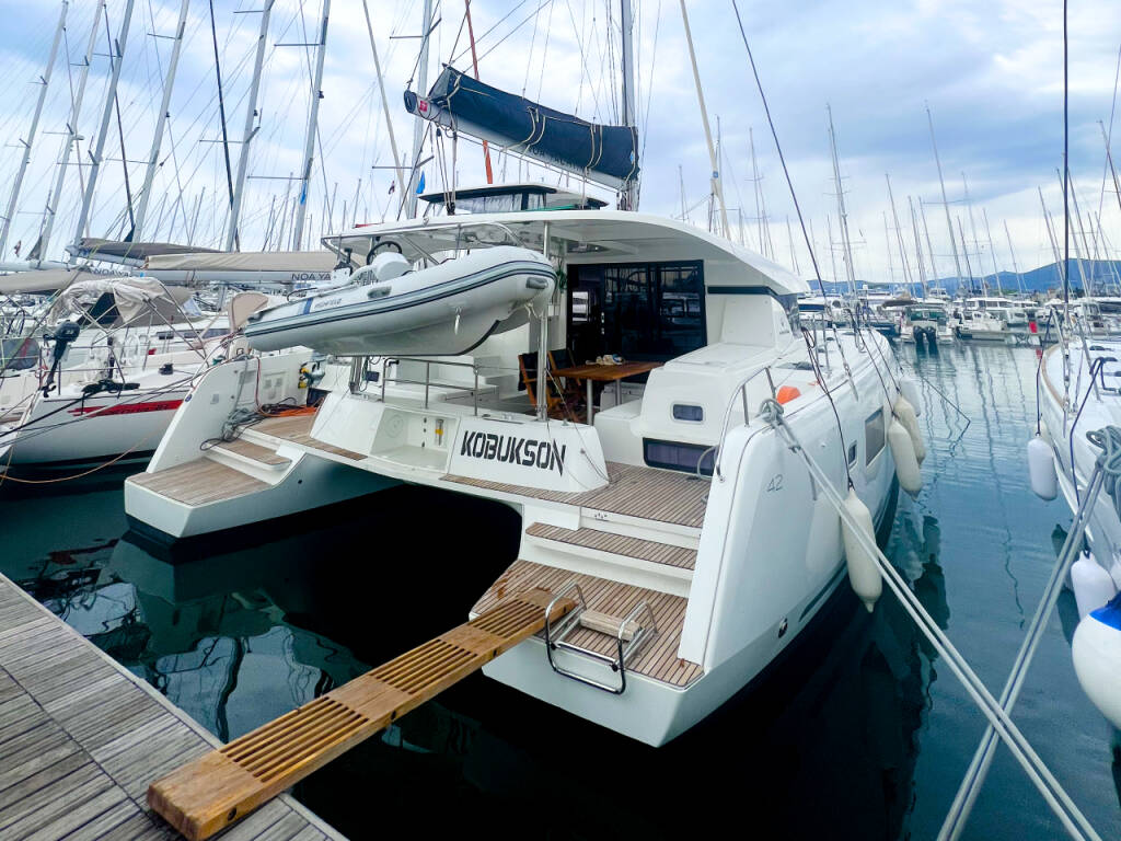 Catamaran Lagoon 42 Kobukson
