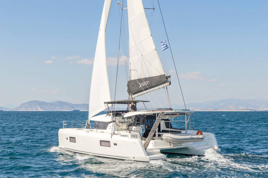 Catamaran Lagoon 42 Amici