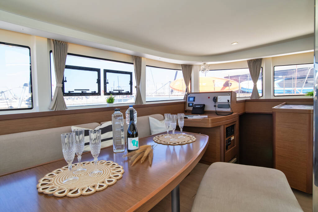 Katamaran Lagoon 42 Ionas