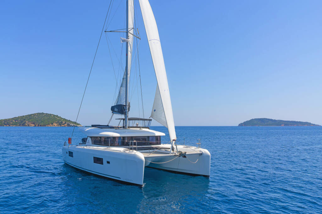 Catamaran Lagoon 42 Marou