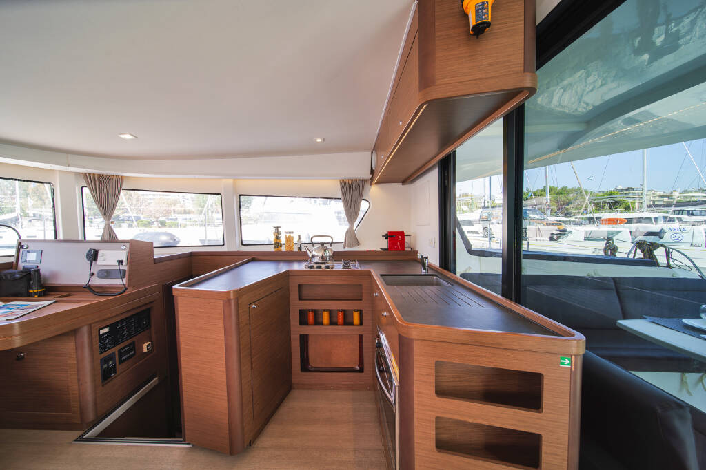 Katamaran Lagoon 42 Karteria